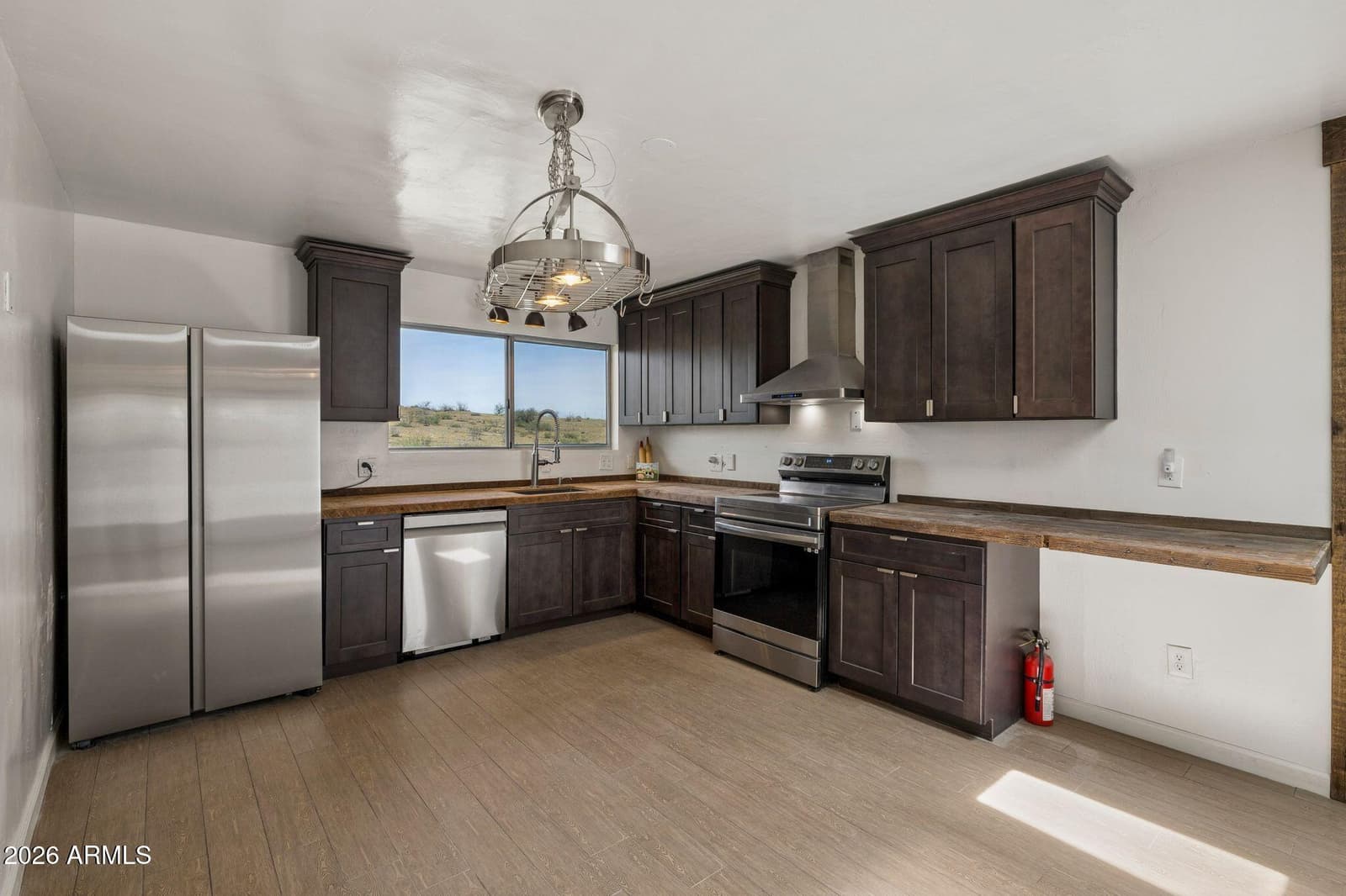 17707 E HUMMINGBIRD Lane, Mayer, AZ 86333 — photo 18 of 49