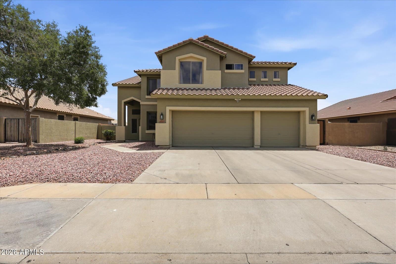 10315 E IDAHO Avenue, Mesa, AZ 85209 — photo 1 of 60