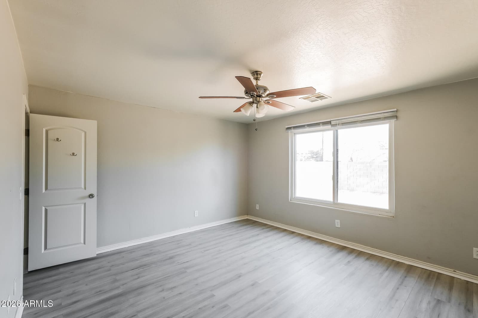 610 E DEE Street, Avondale, AZ 85323 — photo 12 of 21