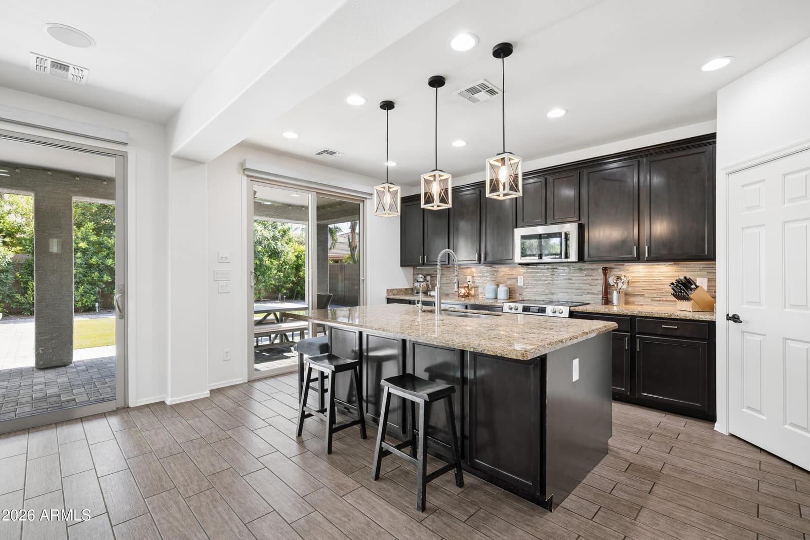 3105 E ROLAND Street, Mesa, AZ 85213 — photo 13 of 65