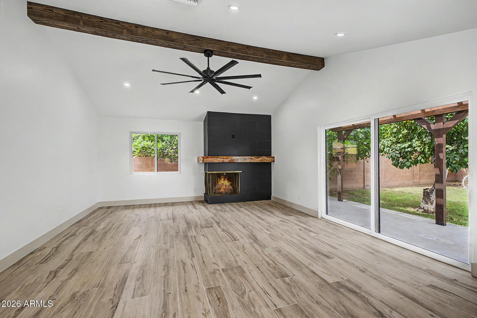 7844 N 17TH Avenue, Phoenix, AZ 85021 — photo 8 of 52