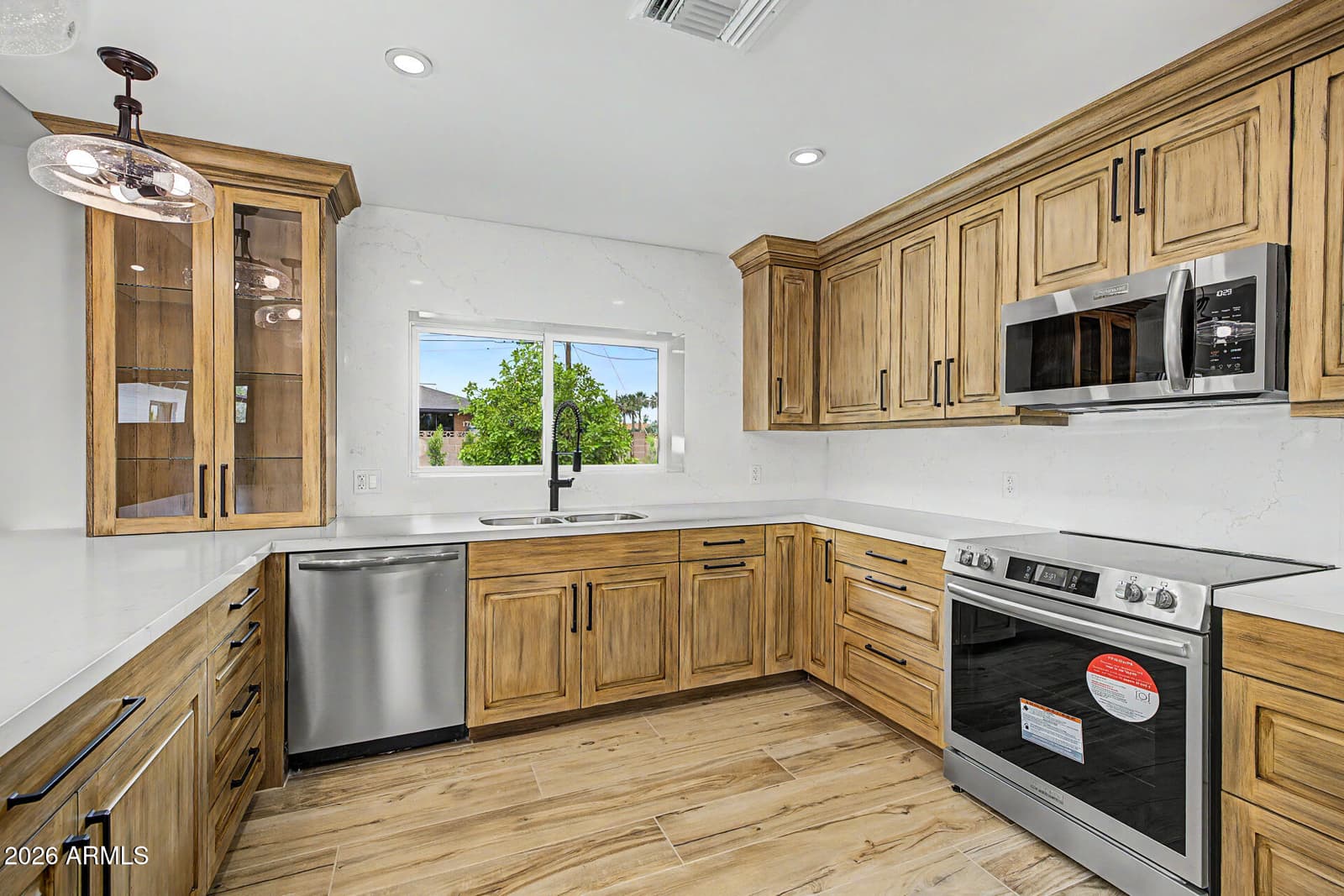7844 N 17TH Avenue, Phoenix, AZ 85021 — photo 14 of 52