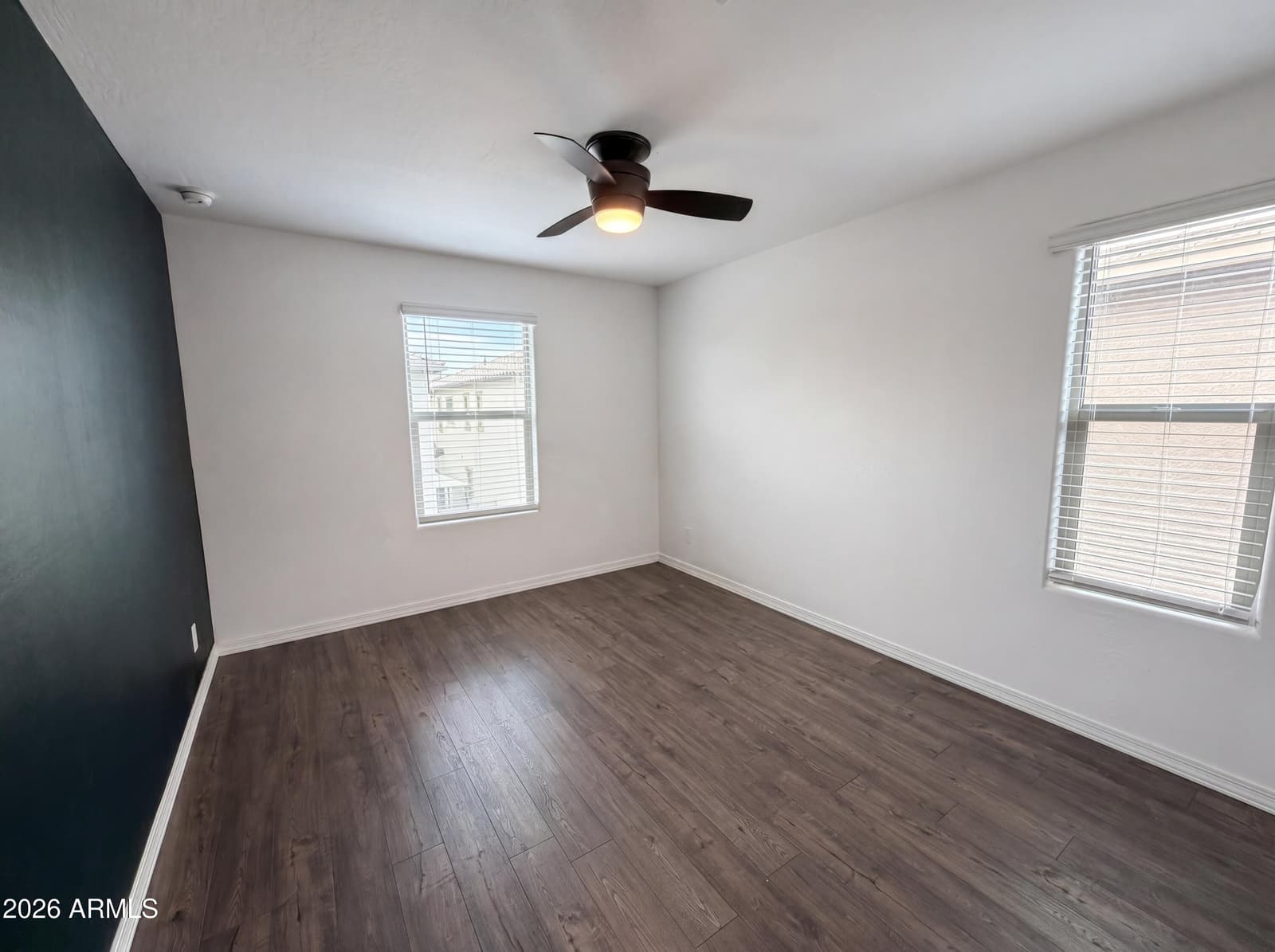 5728 W RAYMOND Street, Phoenix, AZ 85043 — photo 16 of 25
