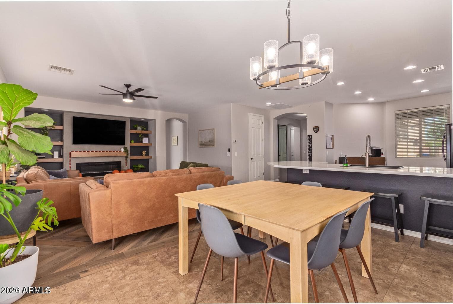 119 W LEATHERWOOD Avenue, San Tan Valley, AZ 85140 — photo 13 of 40