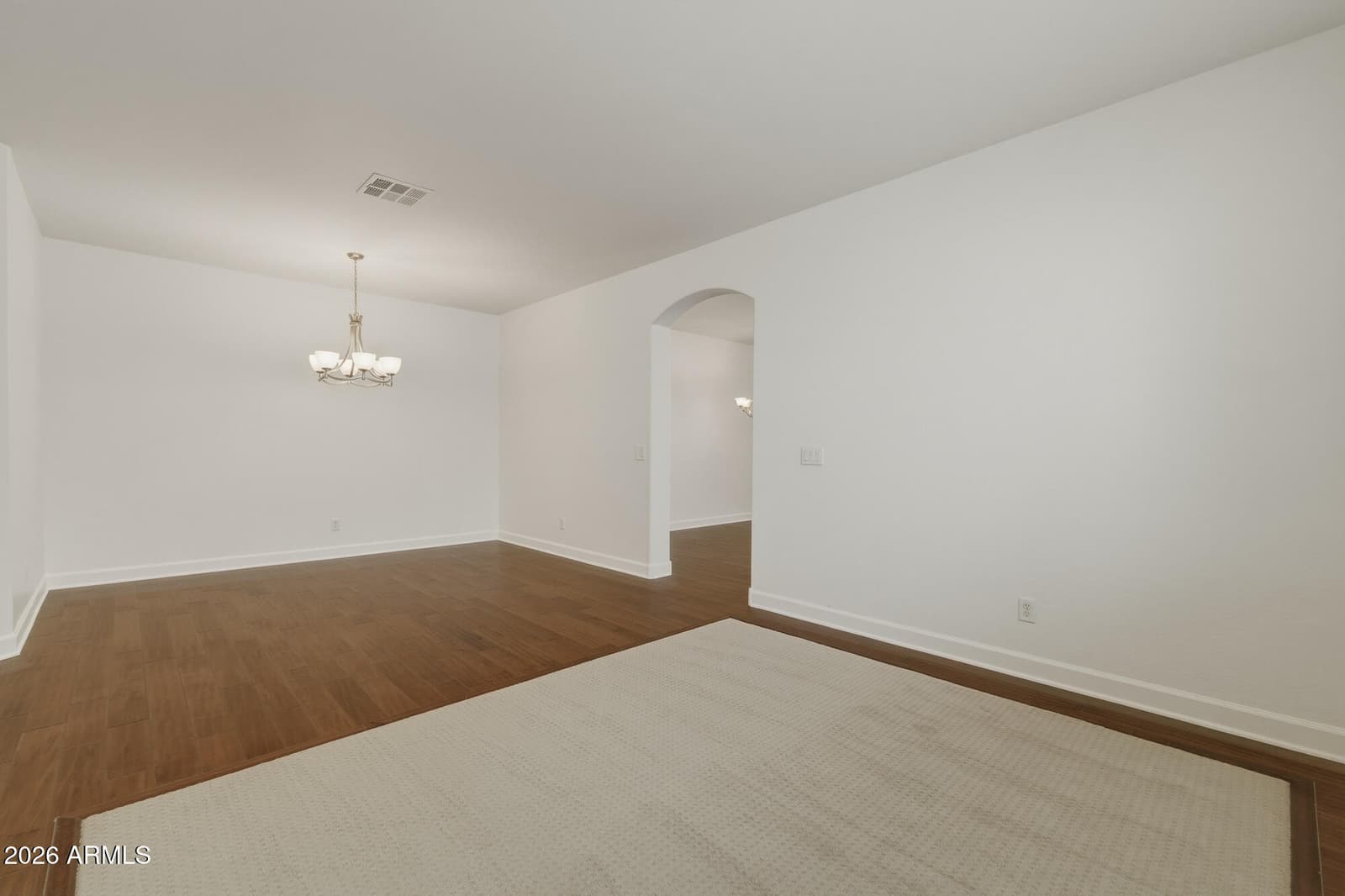 1570 S CHAPARRAL Boulevard, Gilbert, AZ 85296 — photo 10 of 38