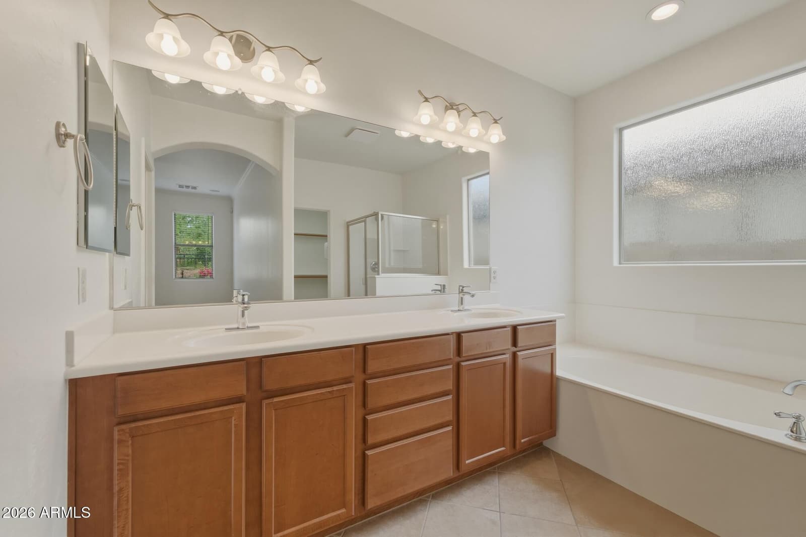 1570 S CHAPARRAL Boulevard, Gilbert, AZ 85296 — photo 23 of 38