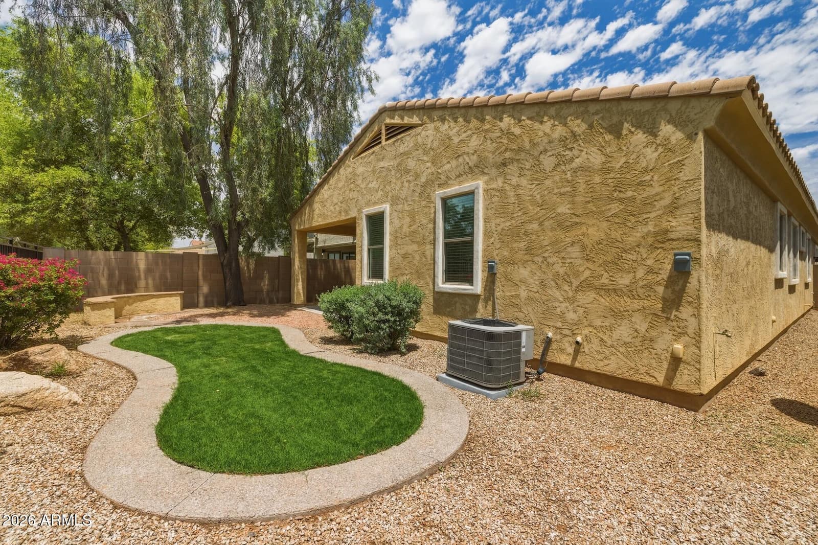 1570 S CHAPARRAL Boulevard, Gilbert, AZ 85296 — photo 37 of 38