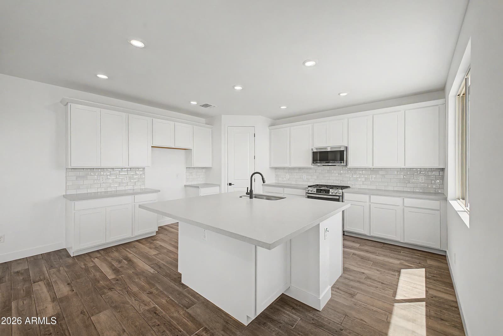 15233 W GRAY FOX Trail, Surprise, AZ 85387 — photo 11 of 49