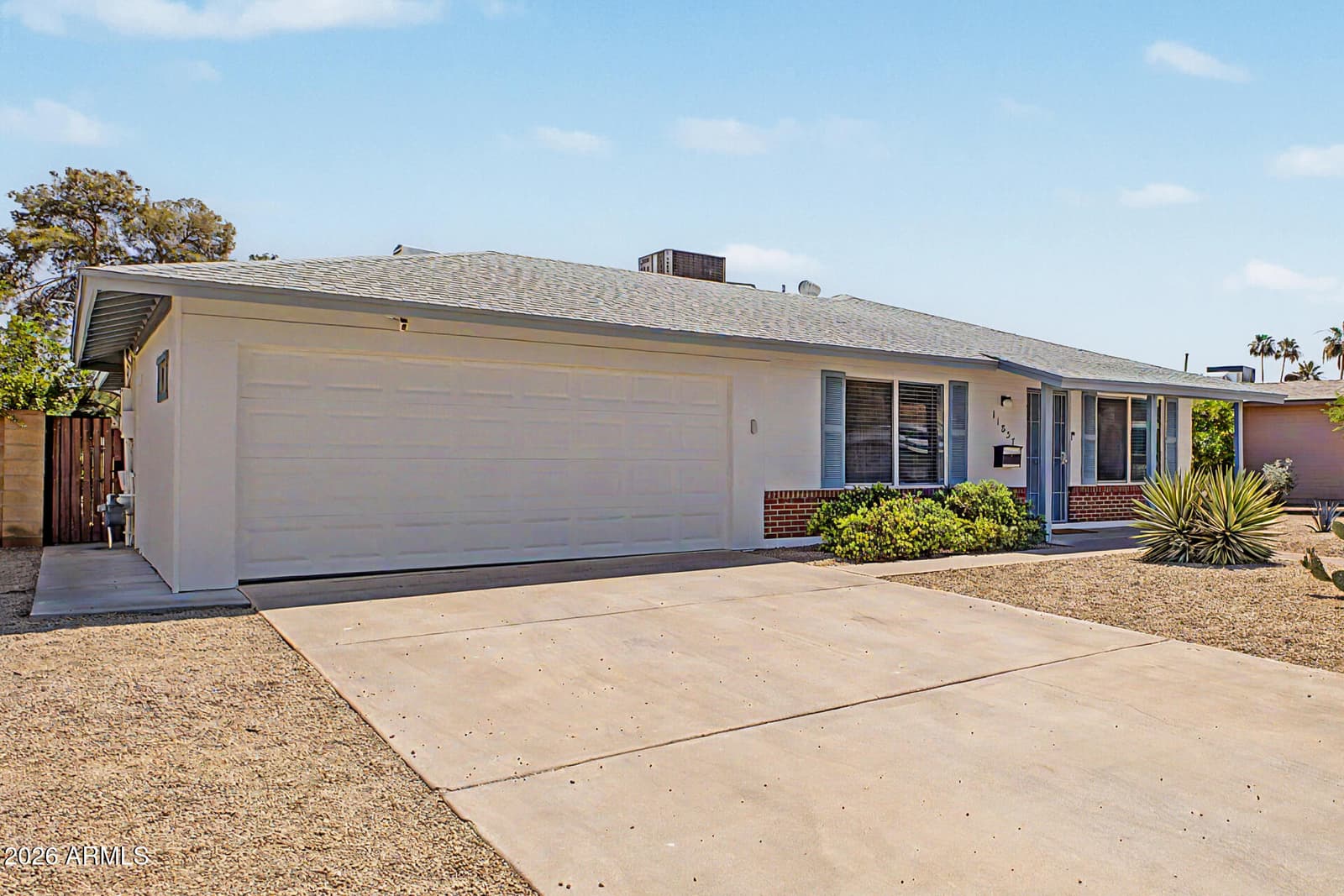 11837 N 22ND Place, Phoenix, AZ 85028 — photo 4 of 34