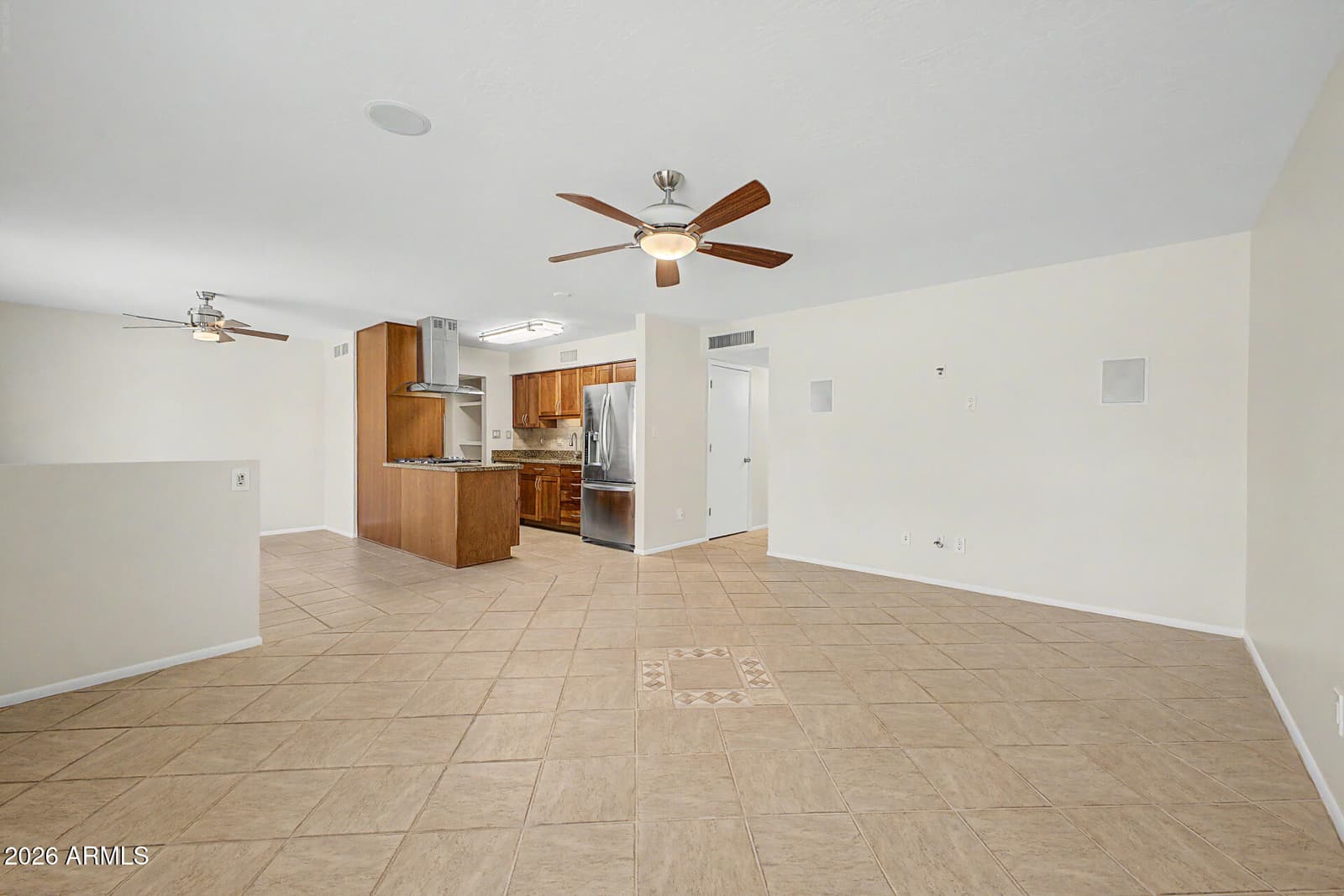 11837 N 22ND Place, Phoenix, AZ 85028 — photo 8 of 34