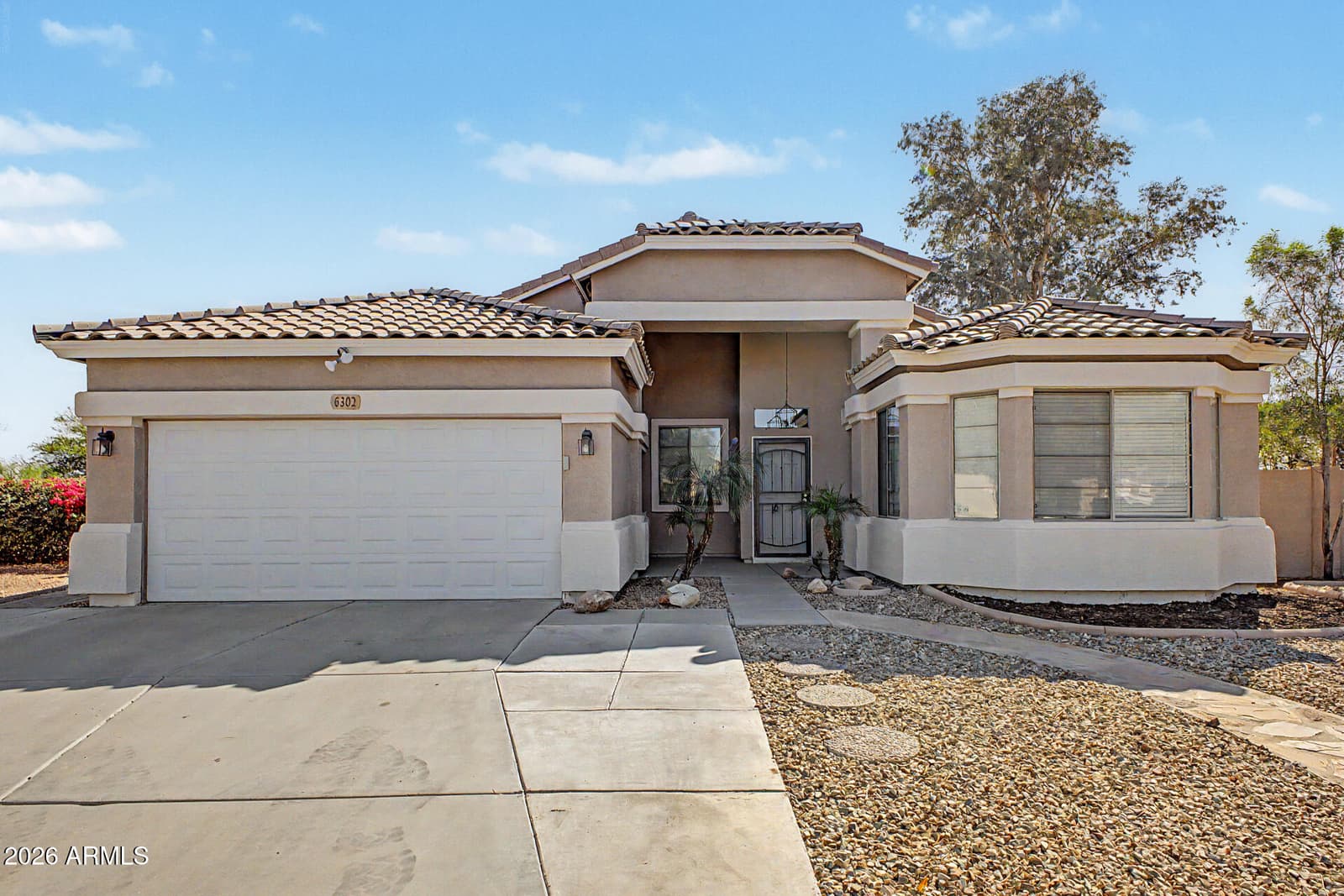 6302 N 69TH Drive, Glendale, AZ 85303 — photo 4 of 55