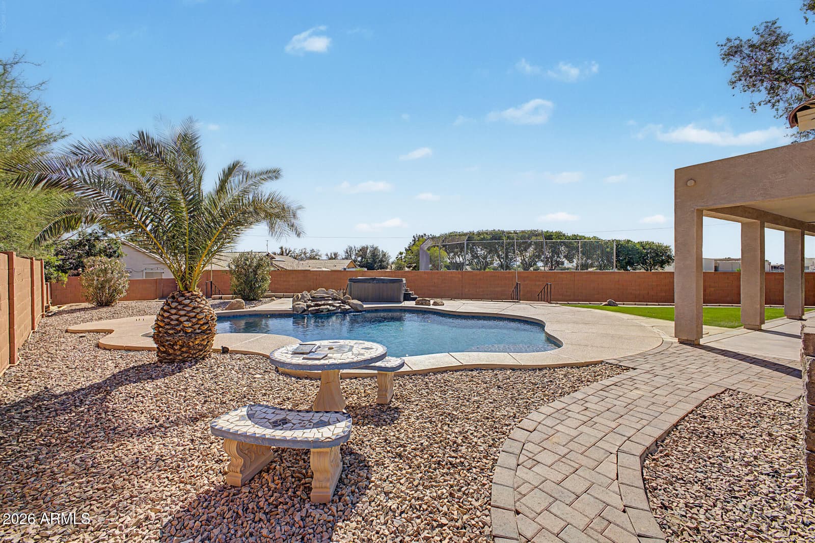 6302 N 69TH Drive, Glendale, AZ 85303 — photo 6 of 55