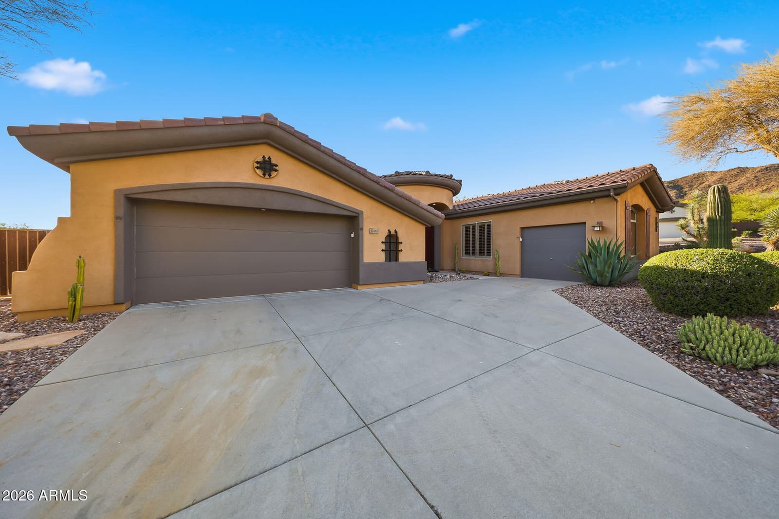 42410 N HARBOUR TOWN Court, Anthem, AZ 85086 — photo 7 of 75
