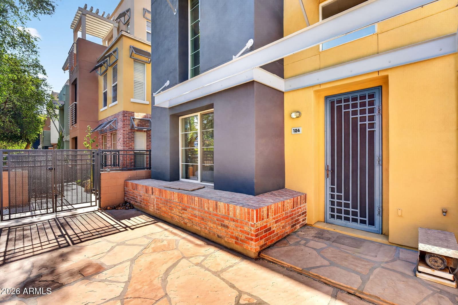 706 E WASHINGTON Street 124, Phoenix, AZ 85034 — photo 3 of 39