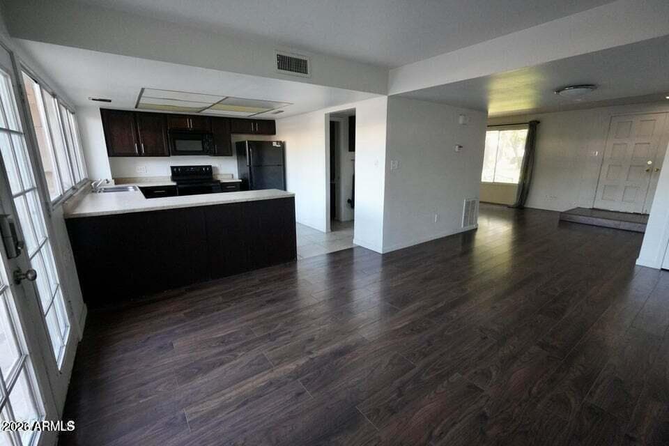 3320 S JUNIPER Street, Tempe, AZ 85282 — photo 2 of 6