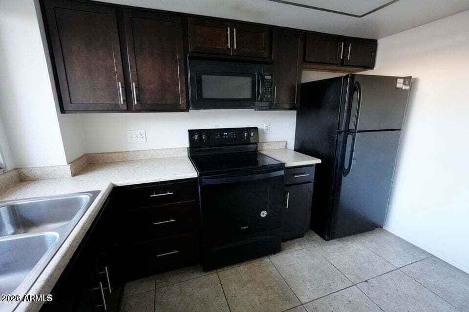 3320 S JUNIPER Street, Tempe, AZ 85282 — photo 3 of 6