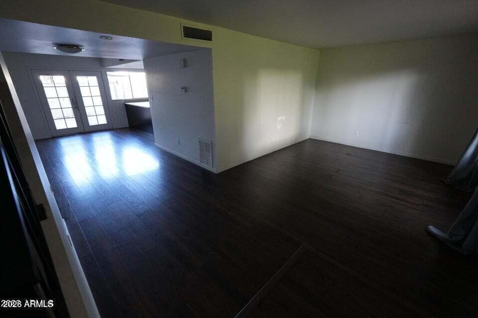 3320 S JUNIPER Street, Tempe, AZ 85282 — photo 4 of 6