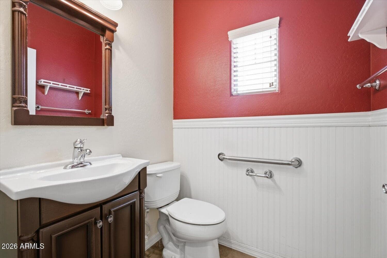 1945 W BUSONI Place, Phoenix, AZ 85023 — photo 7 of 15
