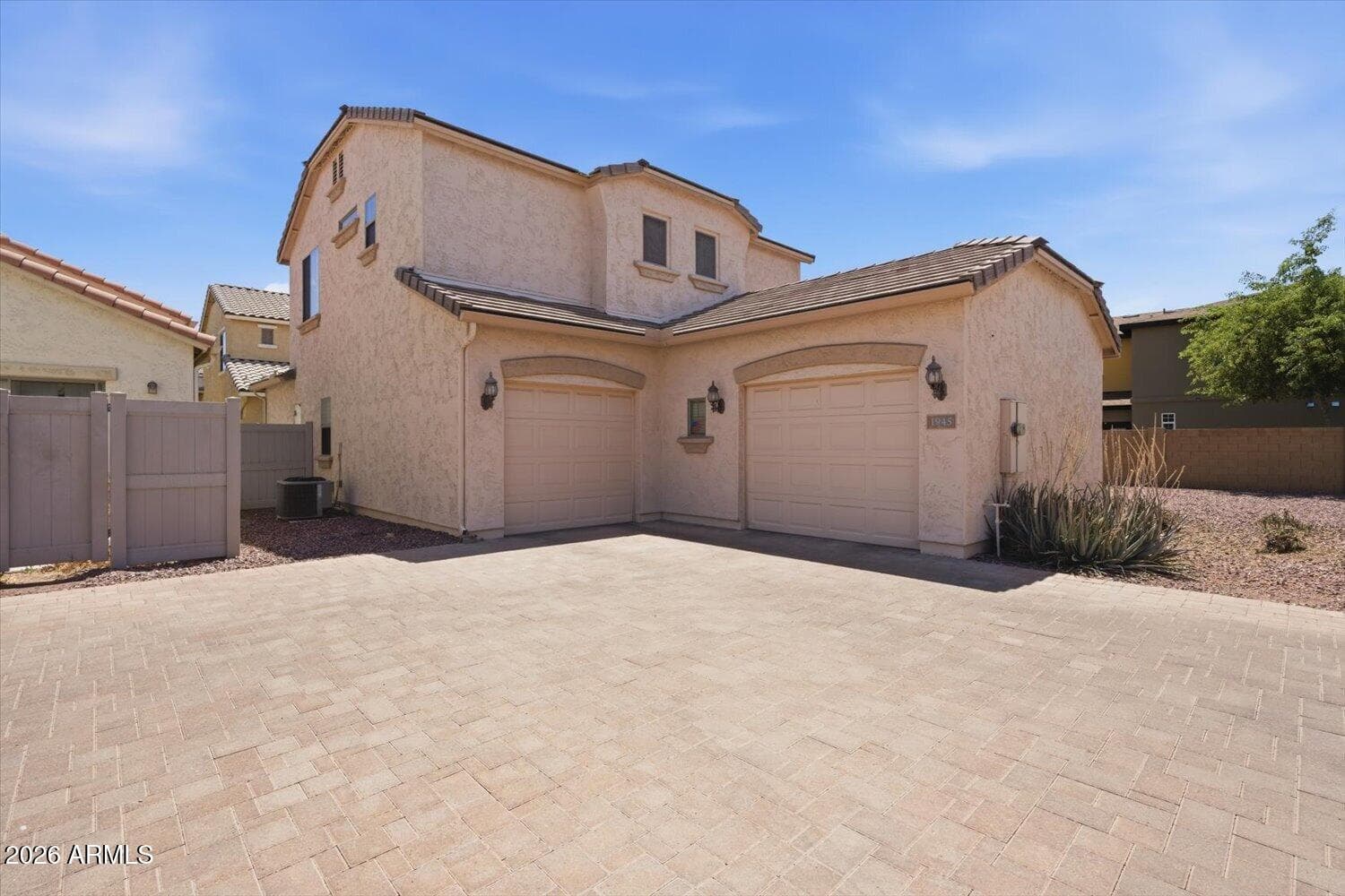 1945 W BUSONI Place, Phoenix, AZ 85023 — photo 15 of 15