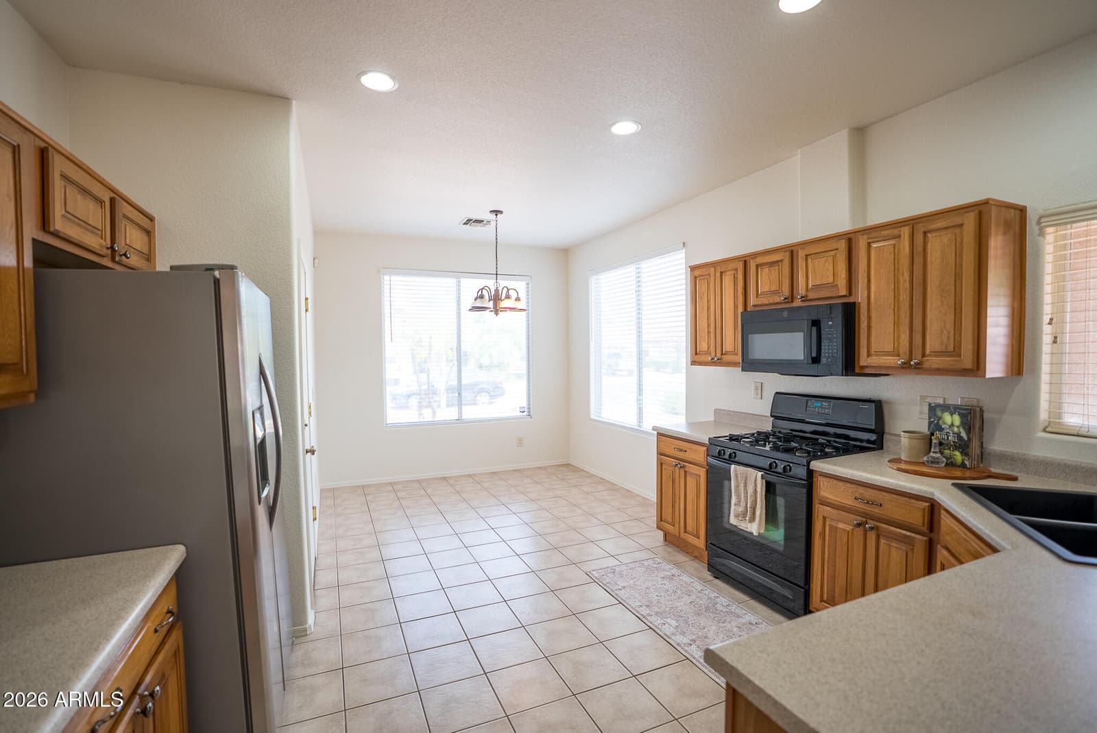 8203 W Tonto Lane, Peoria, AZ 85382 — photo 4 of 21