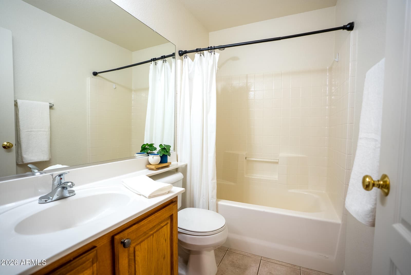 8203 W Tonto Lane, Peoria, AZ 85382 — photo 10 of 21