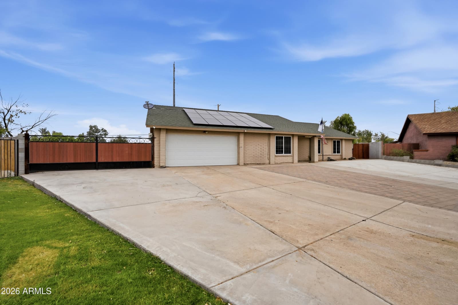 12039 N 60TH Avenue, Glendale, AZ 85304 — photo 2 of 30