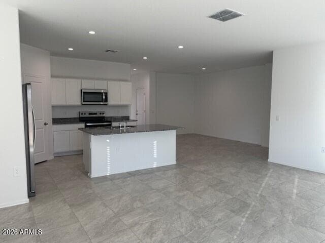 1576 W SHANNONS Way, Coolidge, AZ 85128 — photo 7 of 18