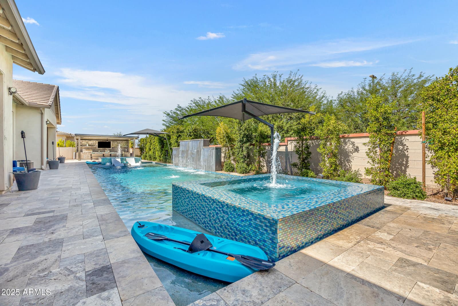 2652 E PELICAN Court, Gilbert, AZ 85297 — photo 4 of 113