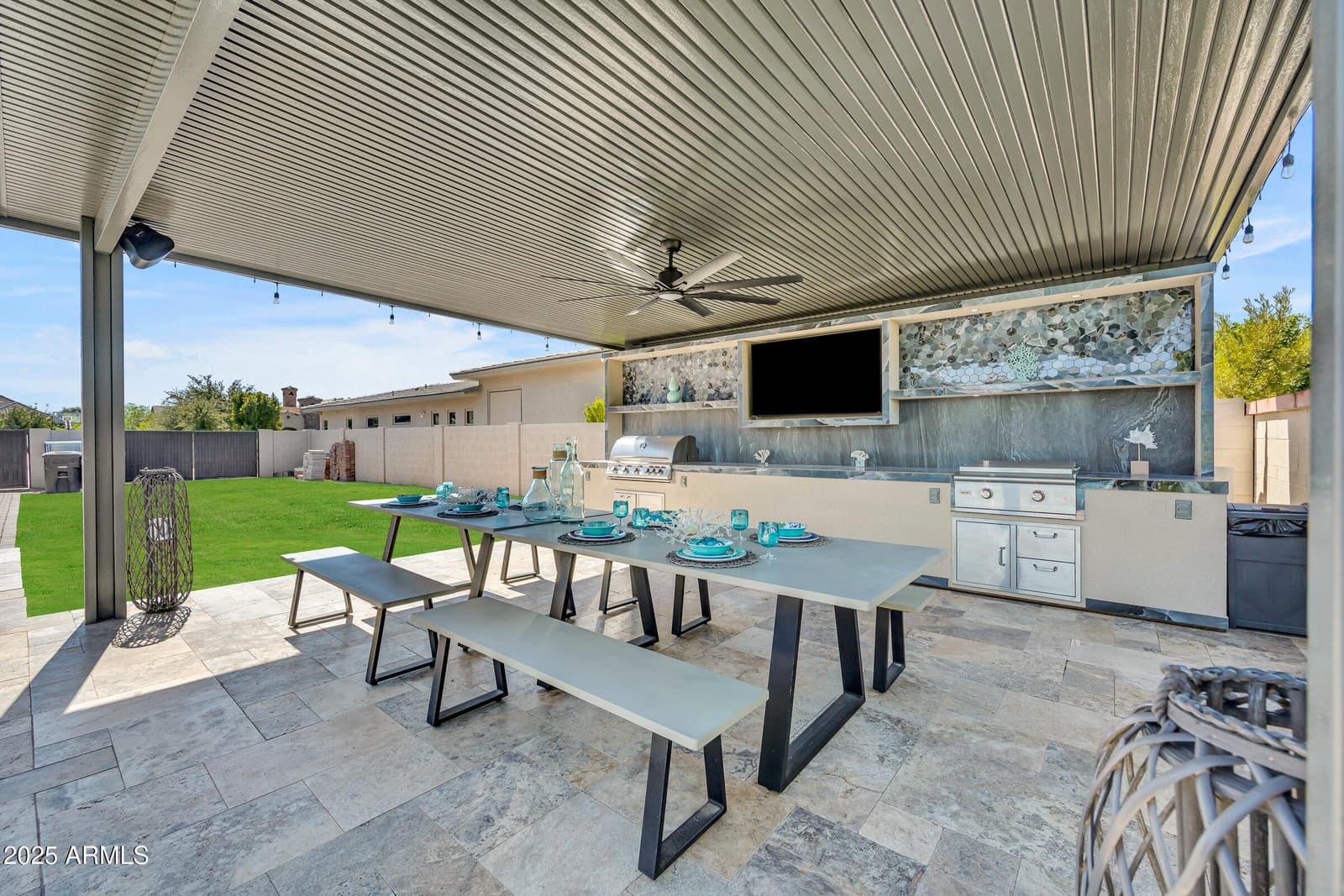 2652 E PELICAN Court, Gilbert, AZ 85297 — photo 8 of 113