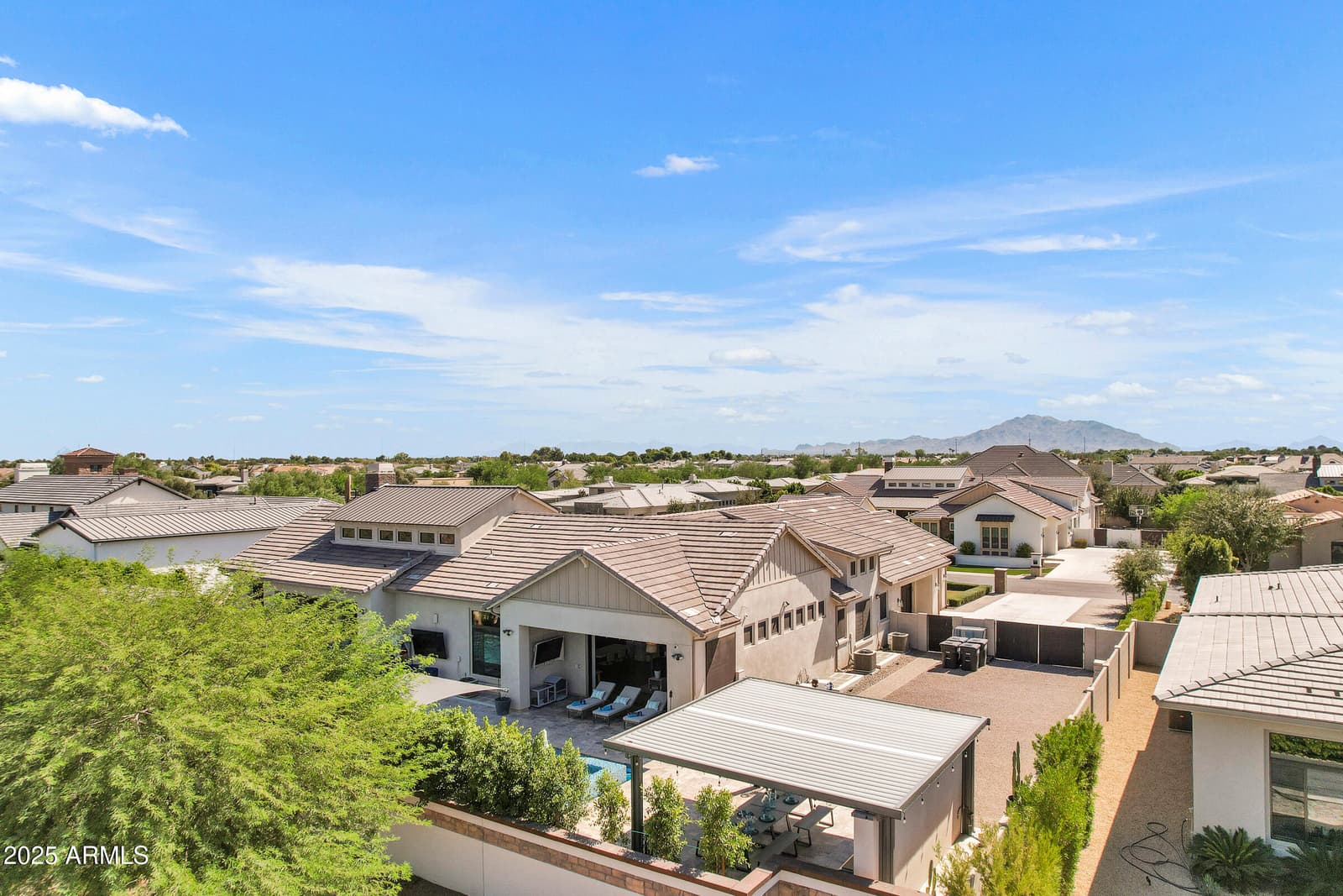 2652 E PELICAN Court, Gilbert, AZ 85297 — photo 13 of 113
