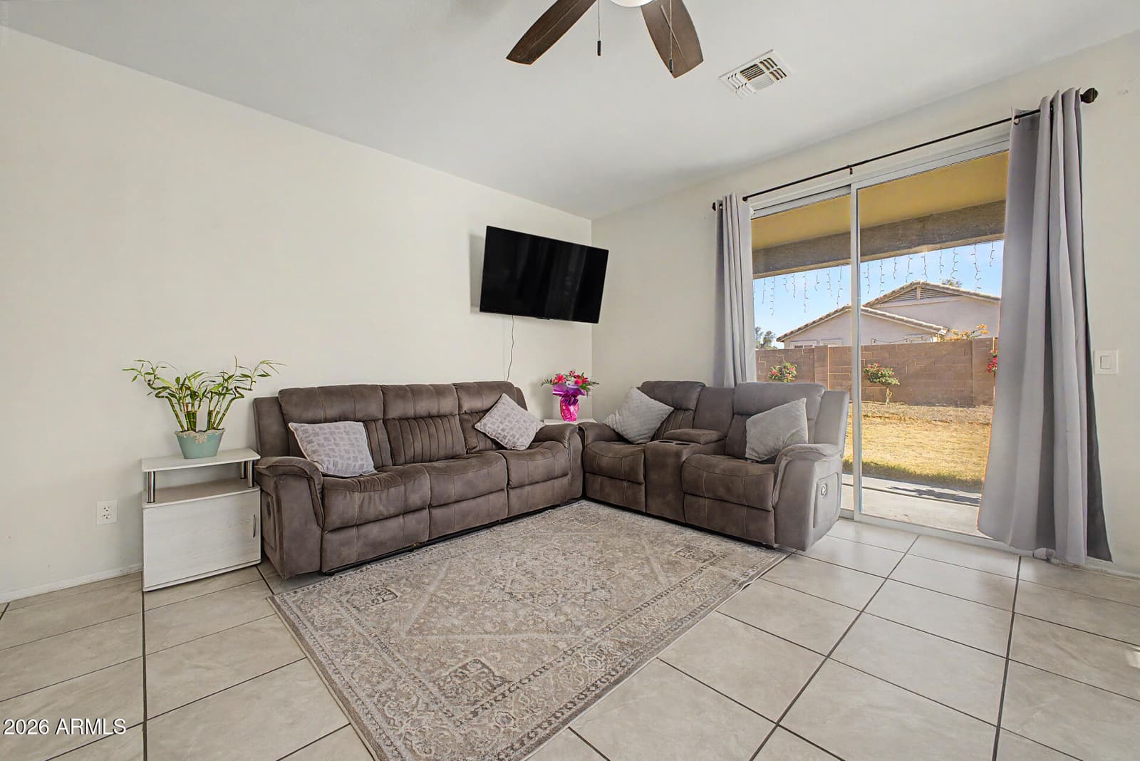 7577 W NORTHVIEW Avenue, Glendale, AZ 85303 — photo 9 of 25