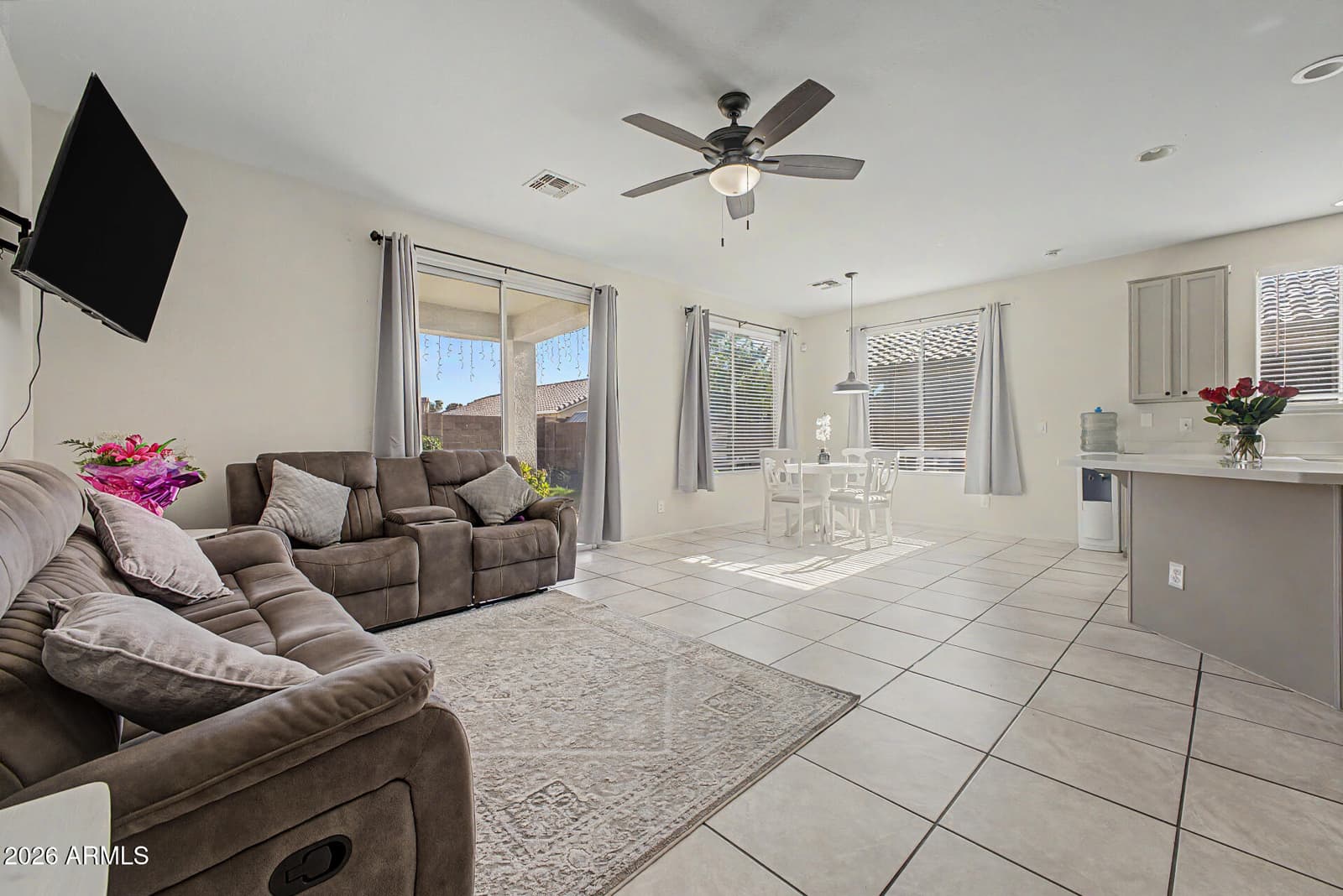 7577 W NORTHVIEW Avenue, Glendale, AZ 85303 — photo 8 of 25