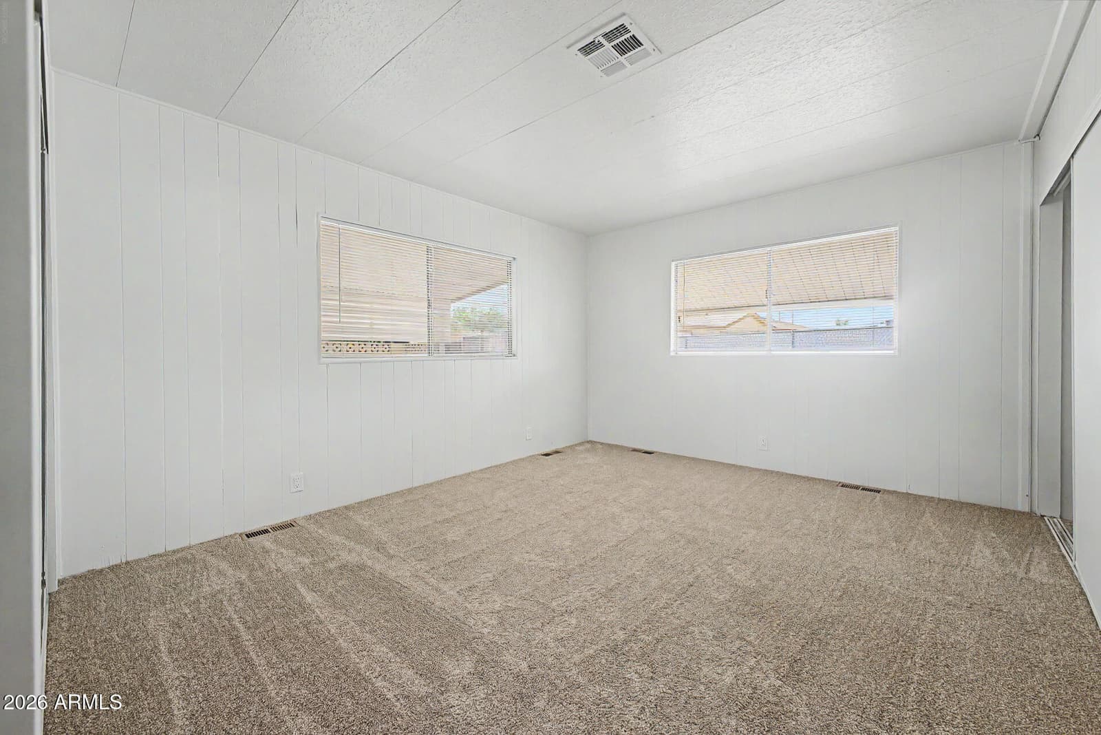 6602 W MISSION Lane, Glendale, AZ 85302 — photo 12 of 26