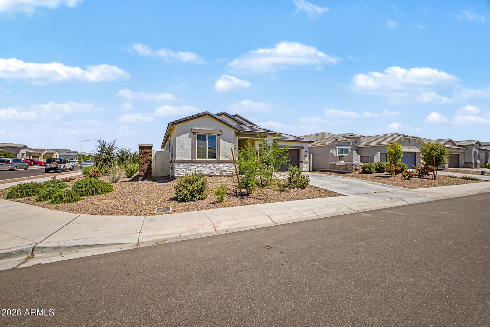 10410 W SONRISAS Street, Tolleson, AZ 85353 — photo 3 of 42