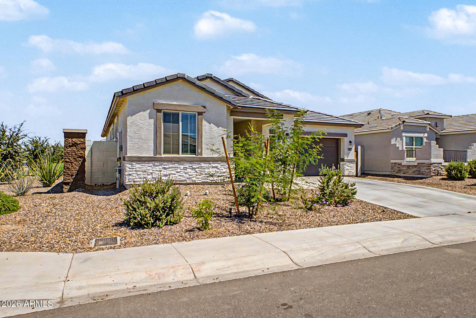 10410 W SONRISAS Street, Tolleson, AZ 85353 — photo 4 of 42