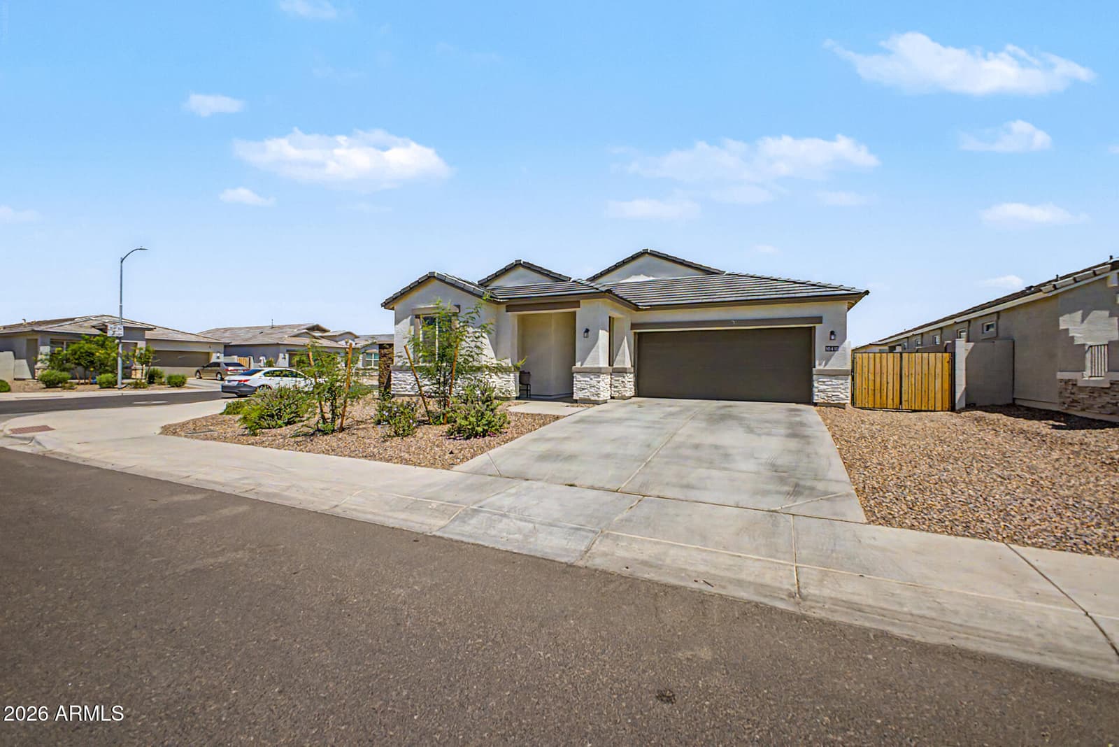 10410 W SONRISAS Street, Tolleson, AZ 85353 — photo 5 of 42