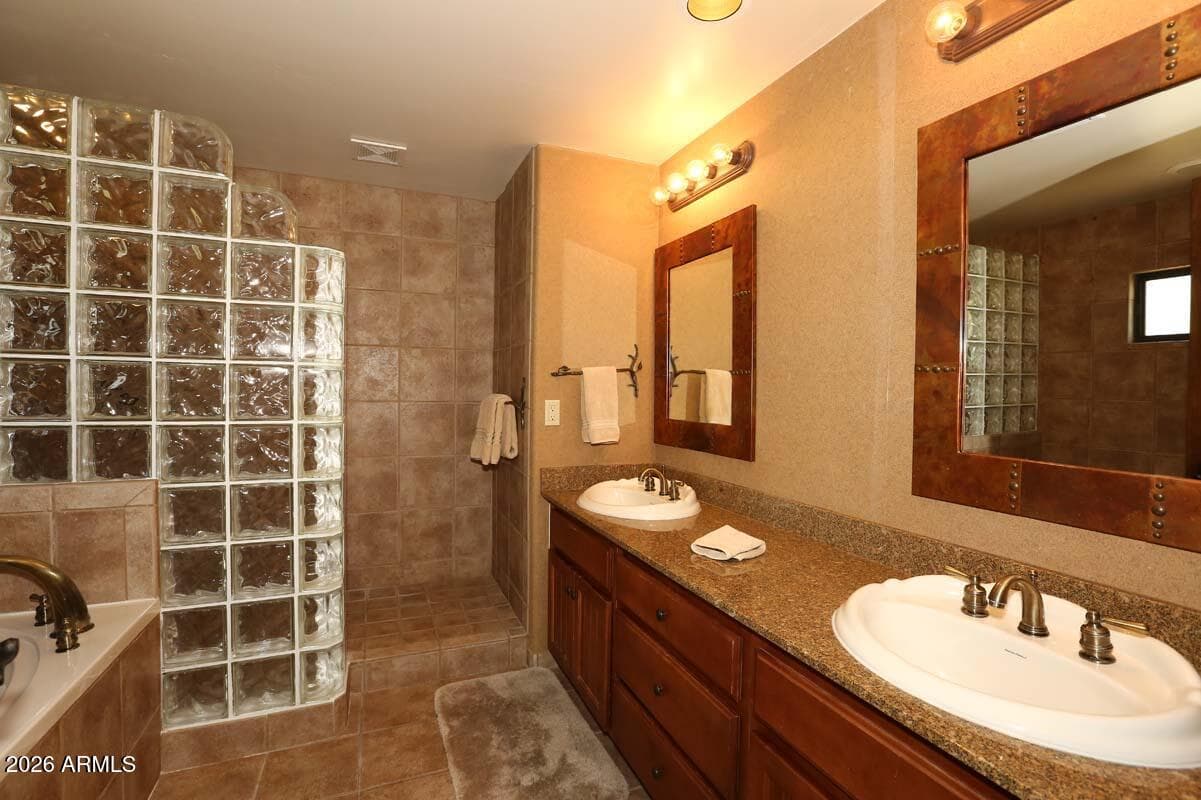 36601 N Mule Train Road 13D, Carefree, AZ 85377 — photo 18 of 51