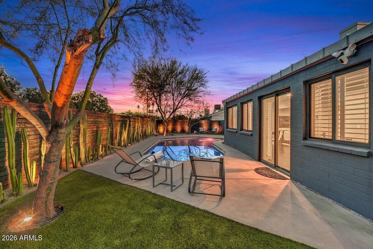 3307 S TERRACE Road, Tempe, AZ 85282 — photo 1 of 27
