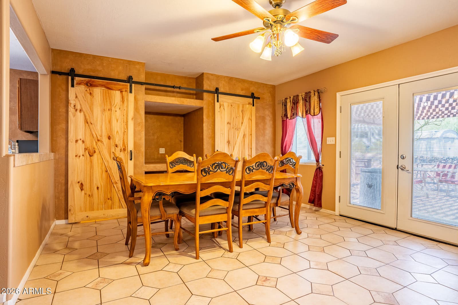 33750 S Ridgeway Road, Black Canyon City, AZ 85324 — photo 5 of 27