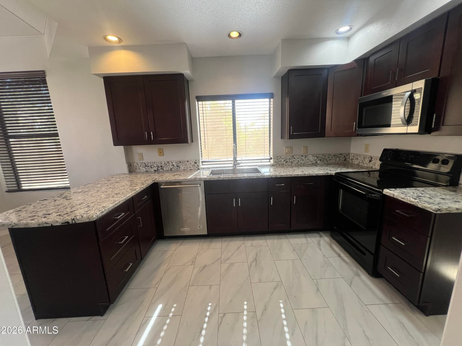 10429 E SAN TAN Boulevard, Sun Lakes, AZ 85248 — photo 10 of 50