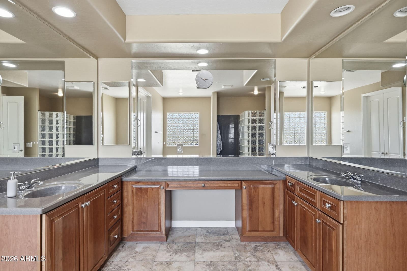 8638 W BRILES Road, Peoria, AZ 85383 — photo 6 of 90
