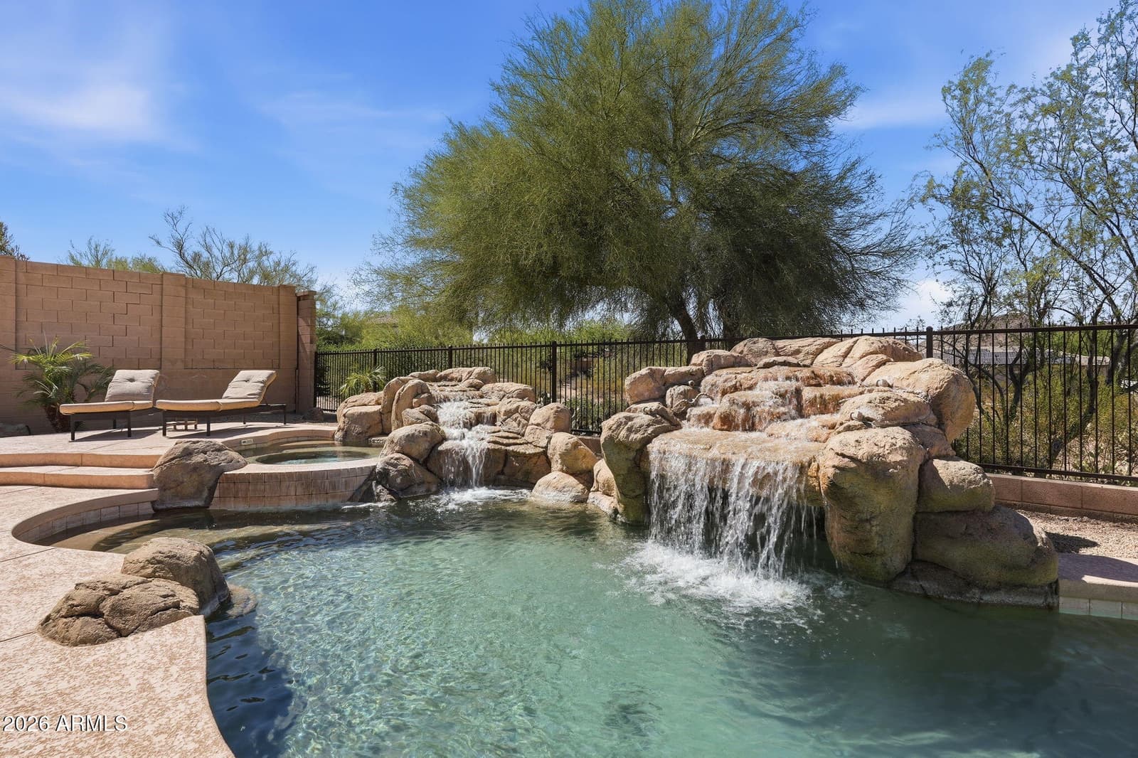 8638 W BRILES Road, Peoria, AZ 85383 — photo 8 of 90