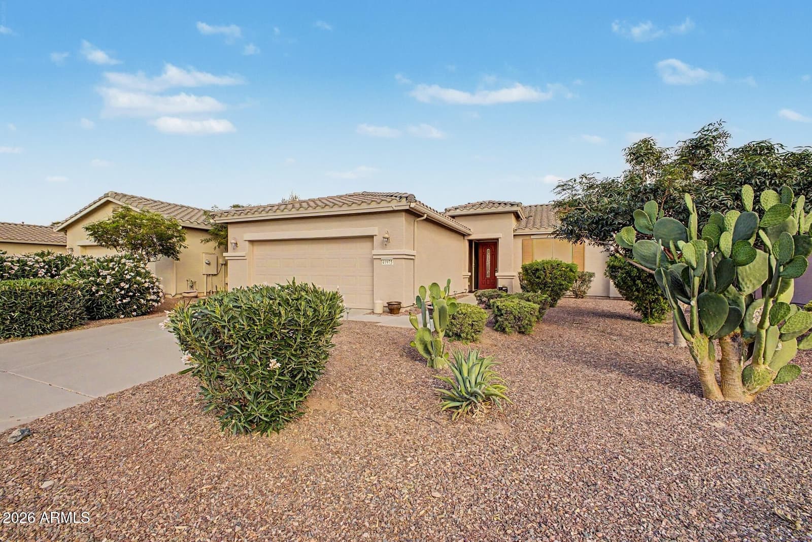 41975 W ELLINGTON Lane, Maricopa, AZ 85138 — photo 1 of 44