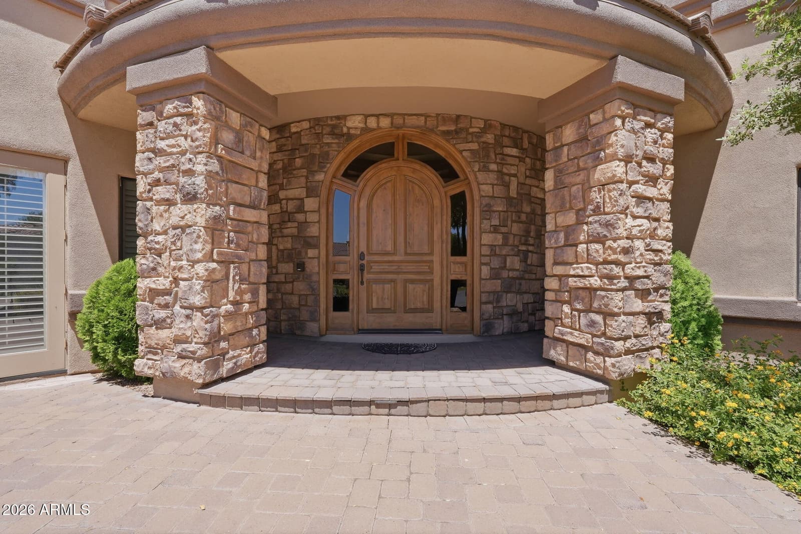 2780 W LAREDO Place, Chandler, AZ 85224 — photo 5 of 64
