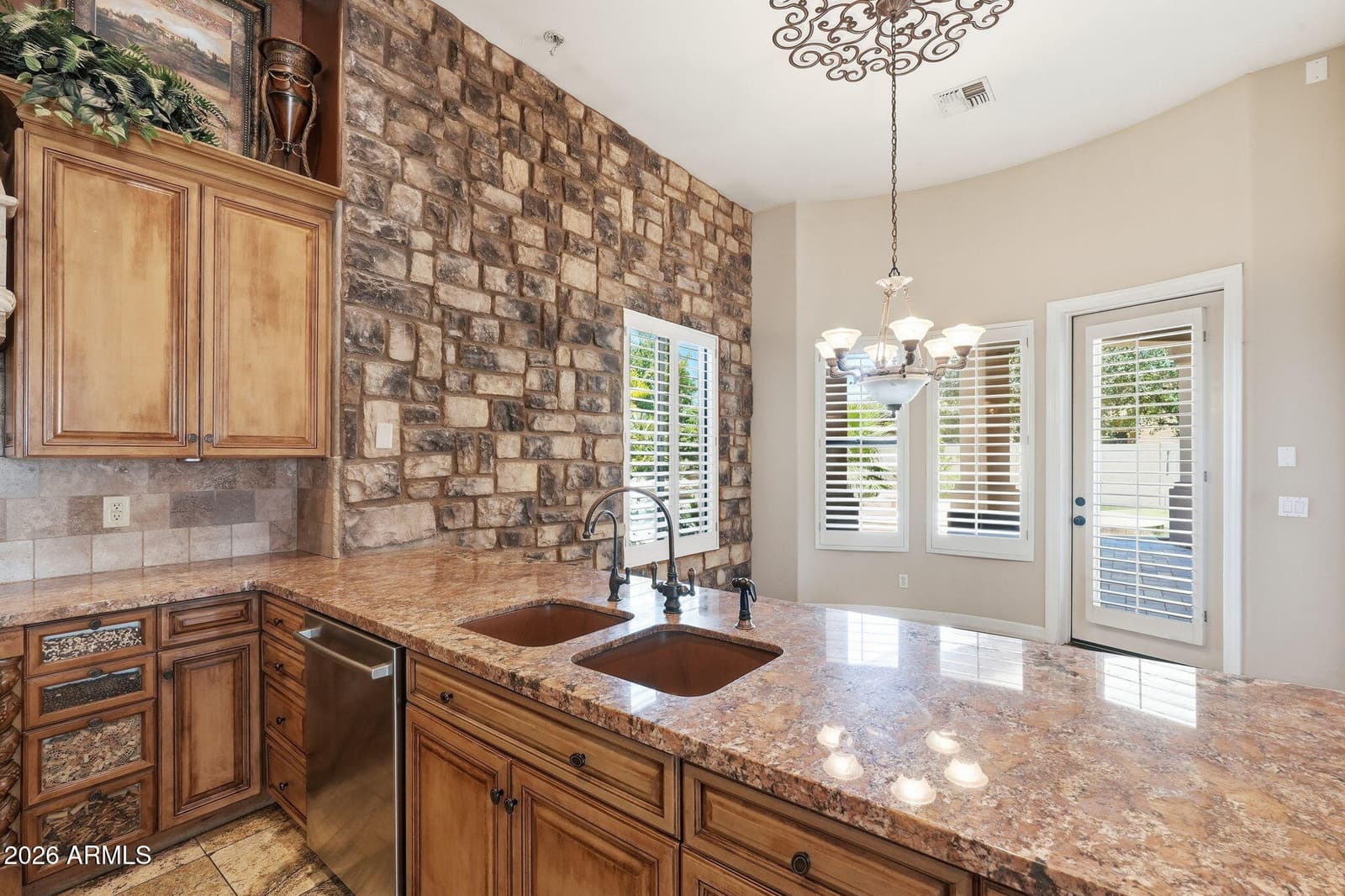 2780 W LAREDO Place, Chandler, AZ 85224 — photo 14 of 64