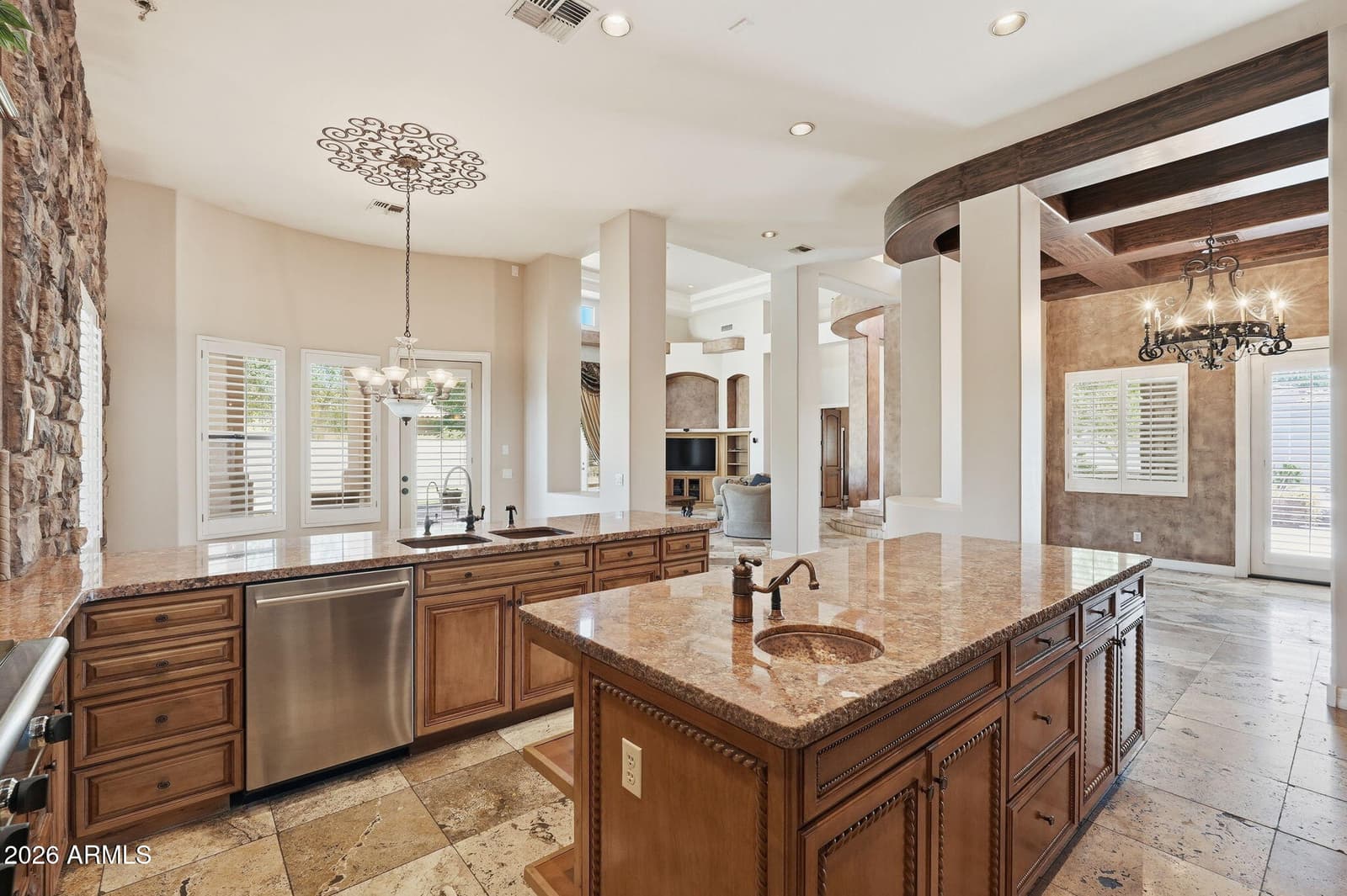 2780 W LAREDO Place, Chandler, AZ 85224 — photo 16 of 64