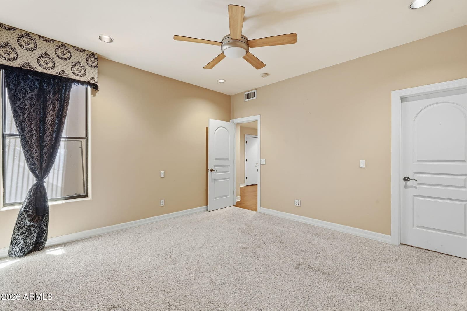 2780 W LAREDO Place, Chandler, AZ 85224 — photo 36 of 64