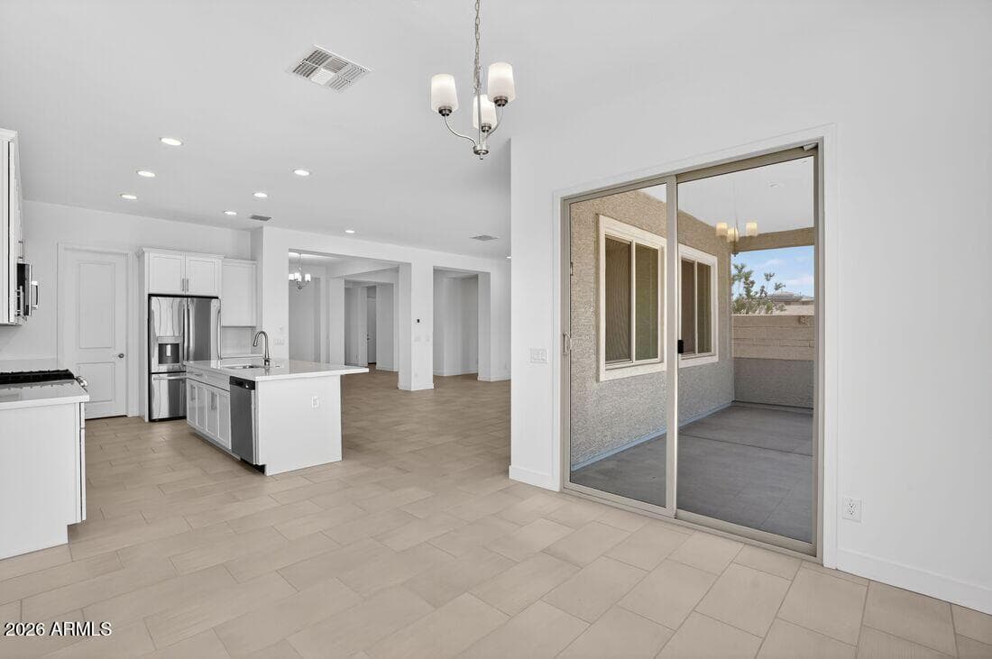 8855 W OREGON Avenue, Glendale, AZ 85305 — photo 15 of 67