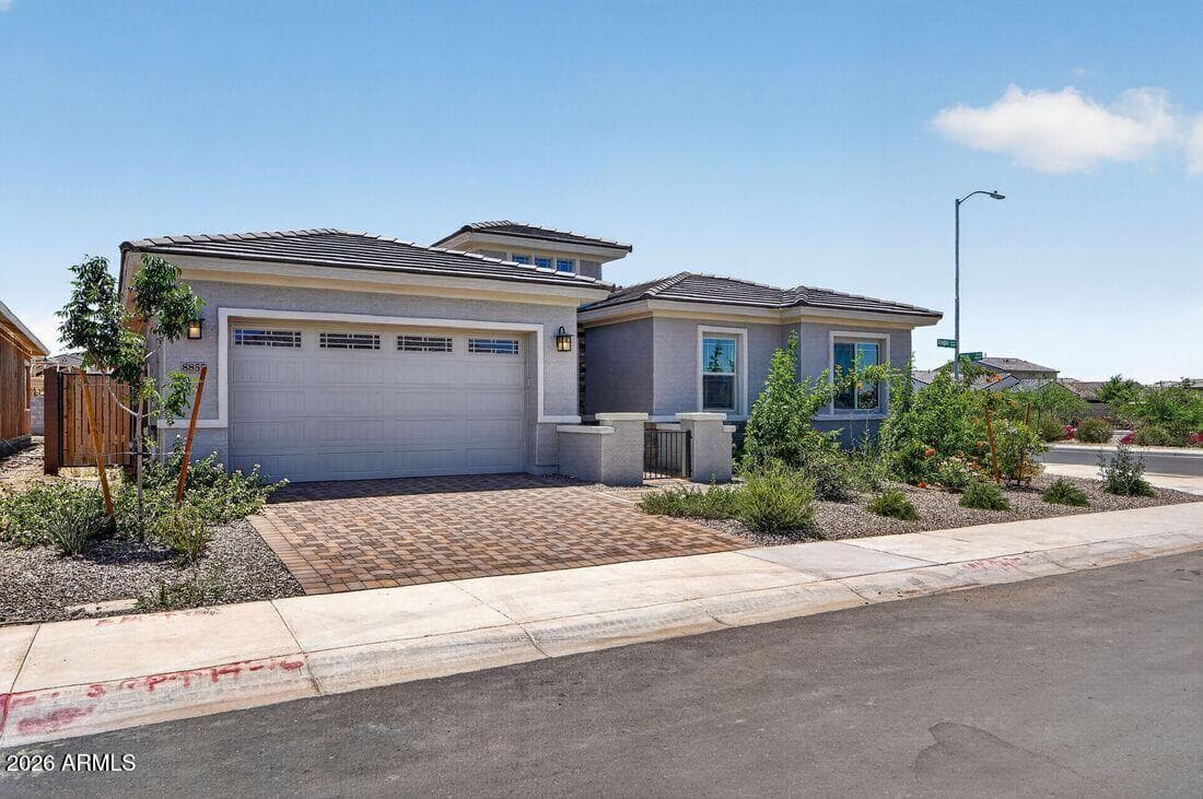 8855 W OREGON Avenue, Glendale, AZ 85305 — photo 39 of 67