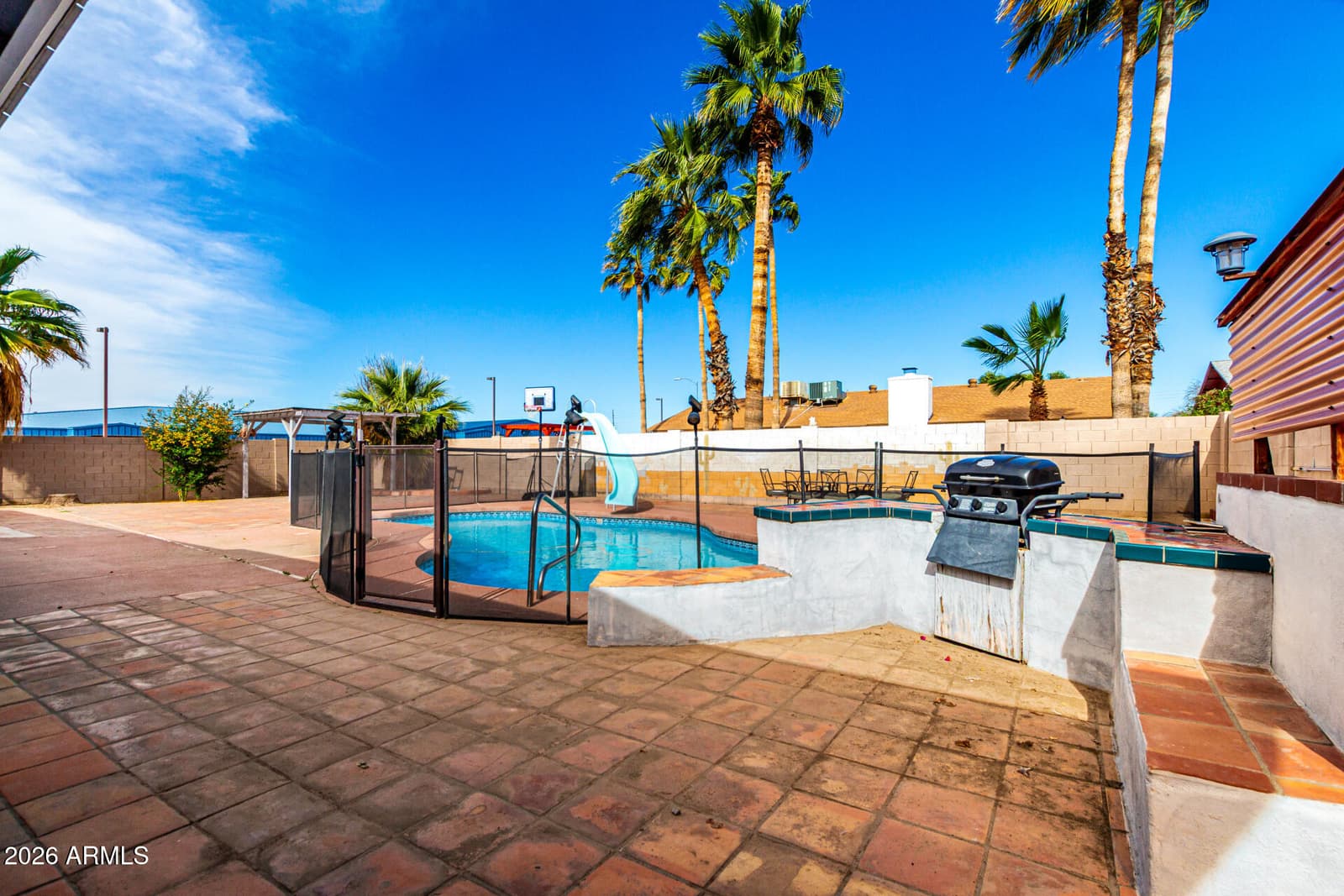 2 E MURIEL Drive, Phoenix, AZ 85022 — photo 33 of 34